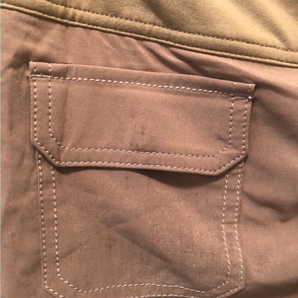 Athleta Wherever Skort Skirt Beige 12 Cinched Waist Pockets Stretch Knit Flare - Picture 2 of 8